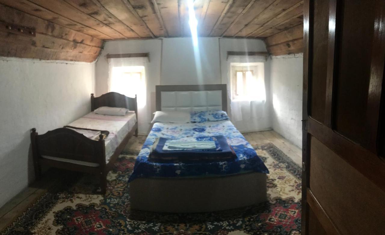 Marash Rrgalla Guesthouse Theth Extérieur photo